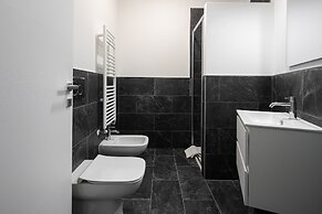 Carducci Modern Apartment 3 by Wonderful Italy