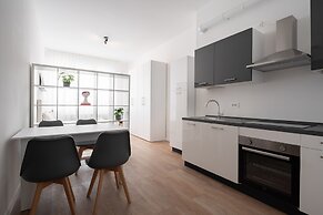 Carducci Modern Apartment 3 by Wonderful Italy