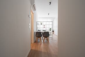 Carducci Modern Apartment 3 by Wonderful Italy