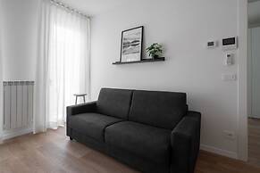 Carducci Modern Apartment 4 by Wonderful Italy
