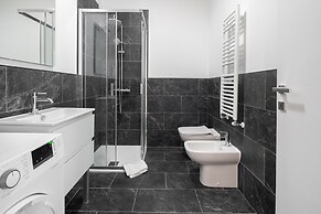 Carducci Modern Apartment 4 by Wonderful Italy