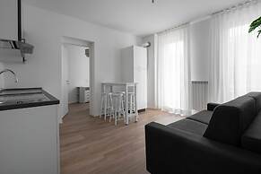 Carducci Modern Apartment 4 by Wonderful Italy