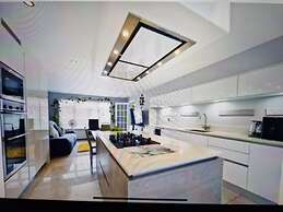 Marlows Diamond 4 Bedroom Home