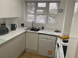 Hazlebury Muse in Poole for Total Wellness