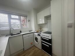 Hazlebury Muse in Poole for Total Wellness