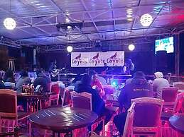 Coyote Haven Bridge Hotel