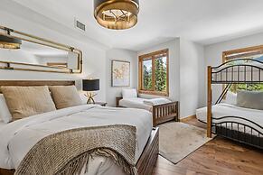Rundle Cliffs Lodge by Canmore Premier