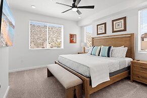 Touch of Class Stunning 5 Bdr!