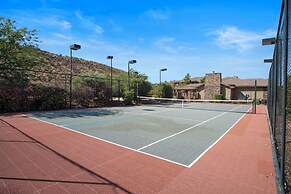 Touch of Class Stunning 5 Bdr!