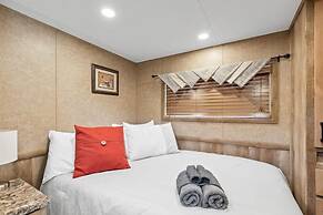 Farm Stay Pool 15min to Chattanooga