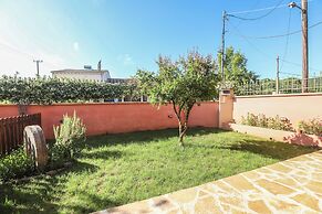 Renos House by Corfu Escapes