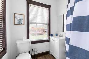 Private Pool and Renovated Home