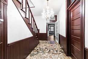 Private Pool and Renovated Home