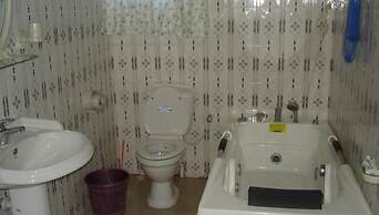 Royal Pavilion Hotel and Suites
