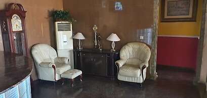 Royal Pavilion Hotel and Suites