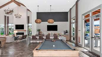 Barsala at Laurel at Dry Creek