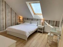 Comfortable, Convenient Holiday Apartment