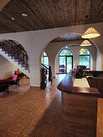 Truong Giang Boutique Hotel