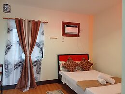 Golden Anchor- Lodge