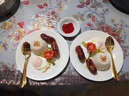 Golden Anchor- Lodge