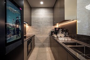 Genius Saigon - The MarQ District 1