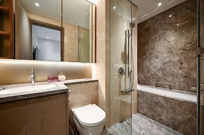 Genius Saigon - The MarQ District 1