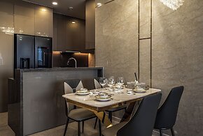 Genius Saigon - The MarQ District 1