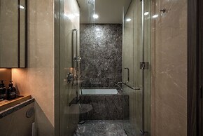 Genius Saigon - The MarQ District 1