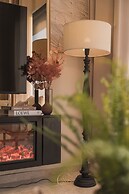 Genius Saigon - The MarQ District 1