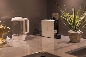 Genius Saigon - The MarQ District 1