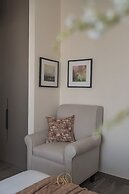 Genius Saigon - The MarQ District 1