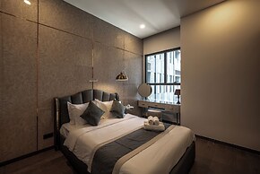 Genius Saigon - The MarQ District 1