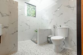 E L Westensee Resort