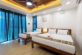 E L Westensee Resort