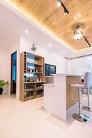 E L Westensee Resort