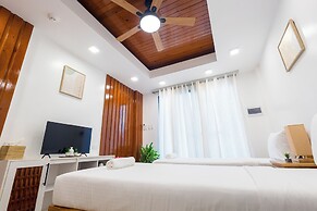 E L Westensee Resort