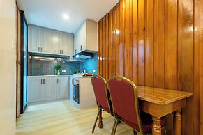 E L Westensee Resort