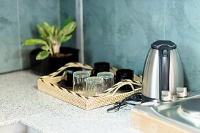 E L Westensee Resort