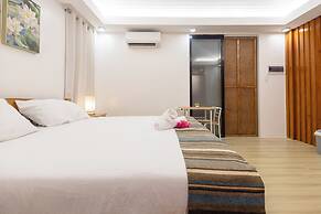 E L Westensee Resort