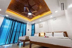 E L Westensee Resort