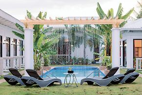 E L Westensee Resort