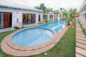 E L Westensee Resort