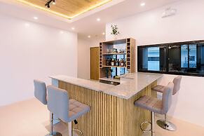 E L Westensee Resort