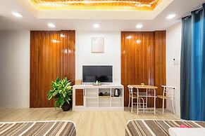 E L Westensee Resort