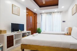 E L Westensee Resort