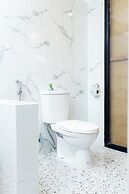 E L Westensee Resort