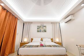 E L Westensee Resort