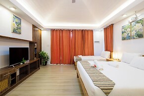 E L Westensee Resort