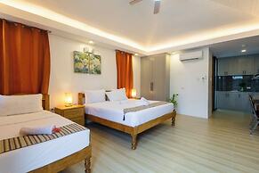 E L Westensee Resort