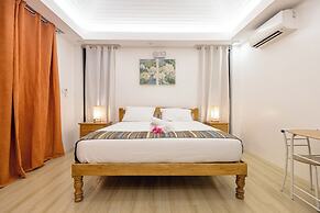 E L Westensee Resort